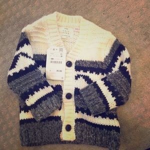 Zara boy’s 9-12 month knit sweater